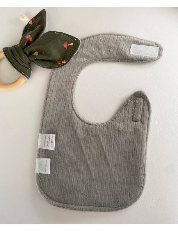 Port & Starbird - Playful Pups Bib Only
