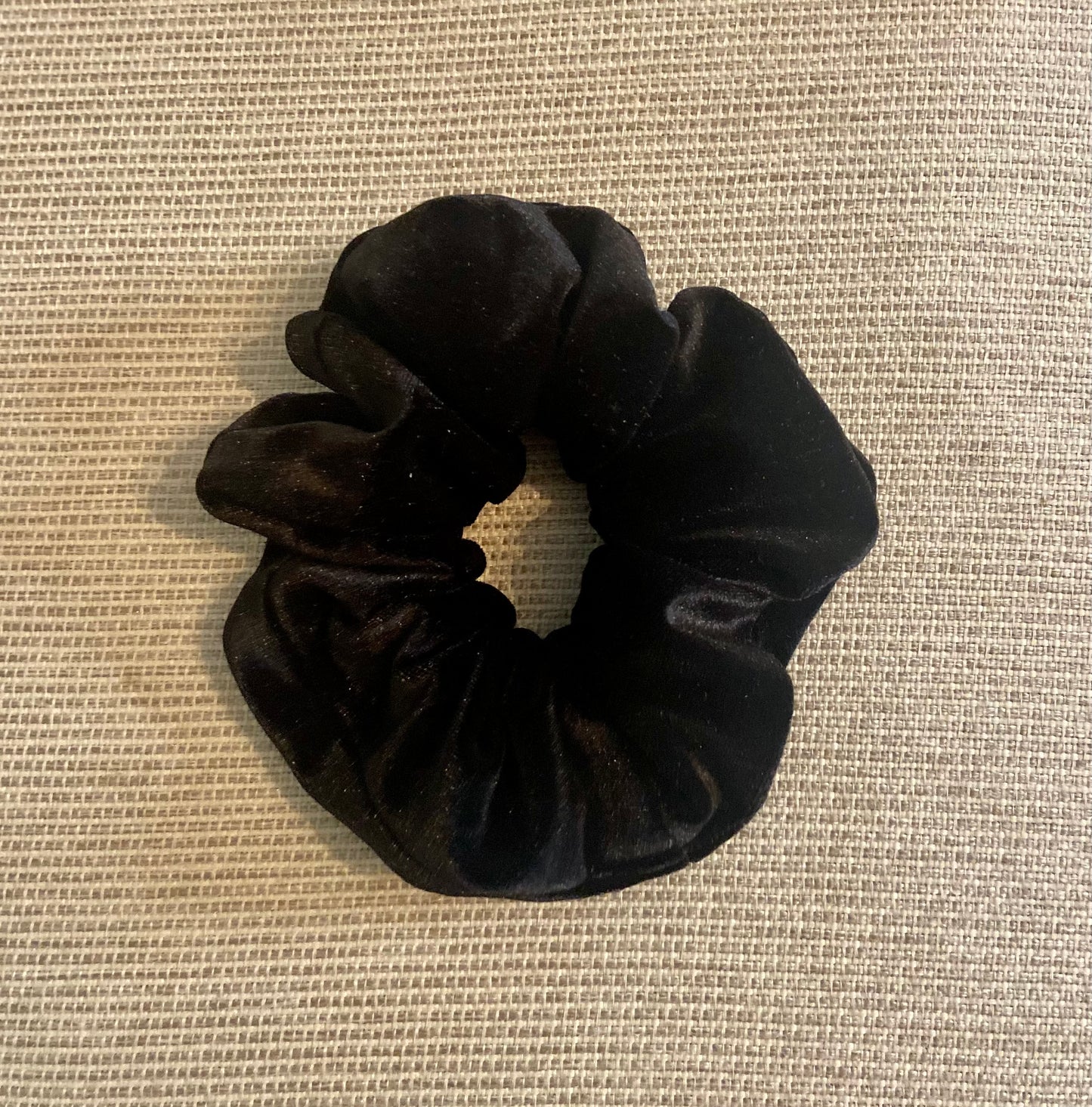 Iris Atelier - Black Giant Velvet Scrunchie