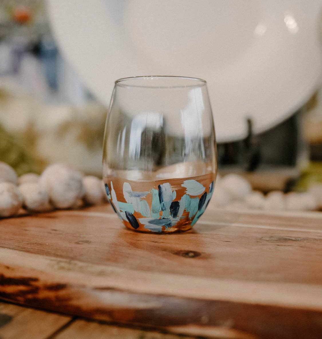 The Painted Petal - Cool Blues Wine Glass