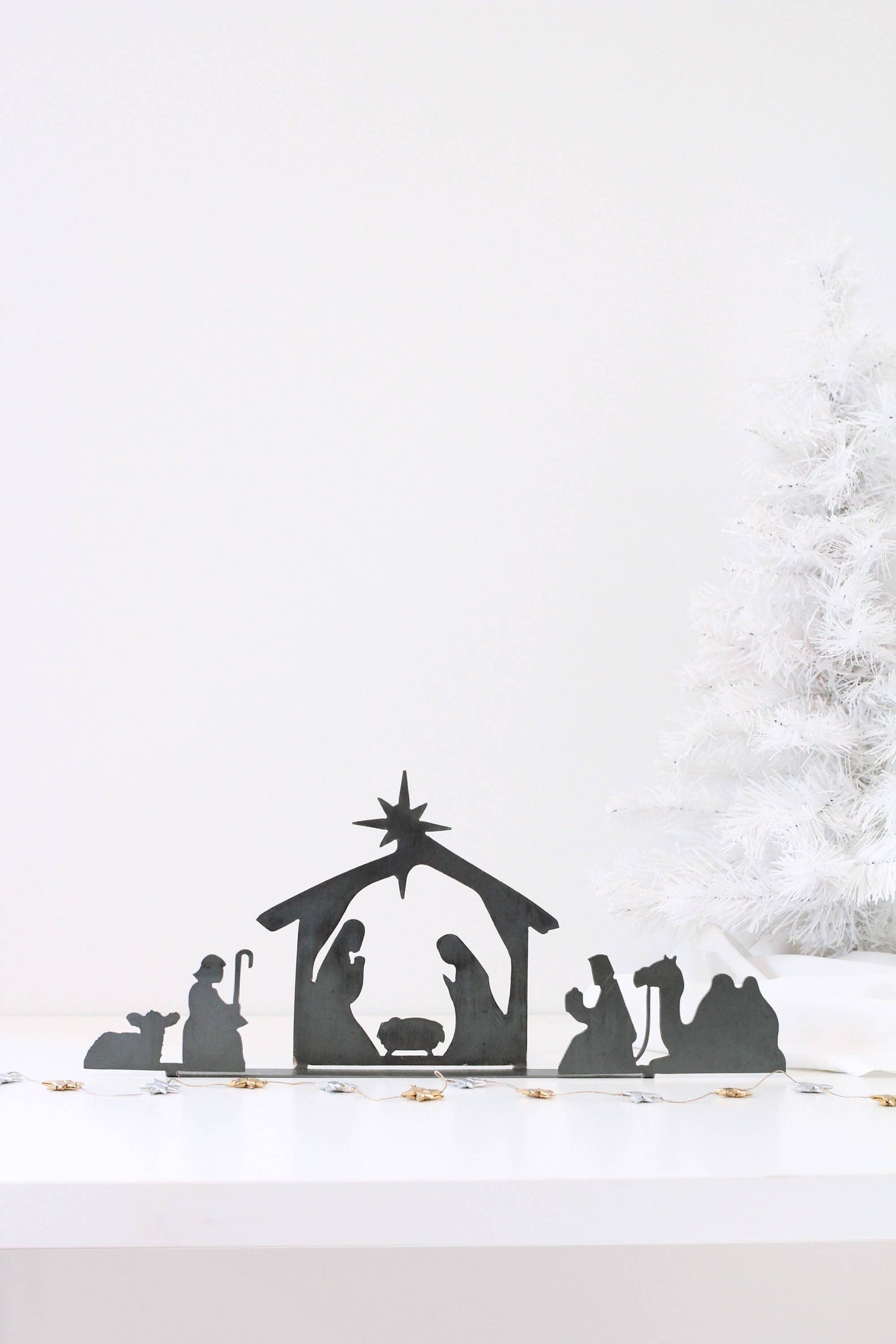 Highland Ridge Decor - Nativity Set