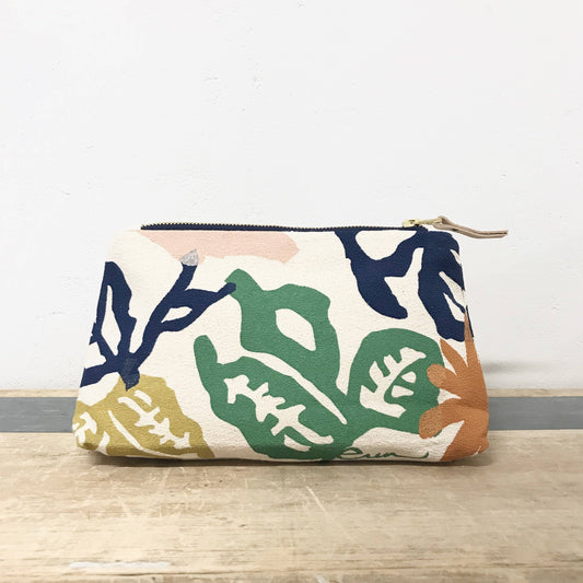 Erin Flett - Garden Makeup Zipper Bag