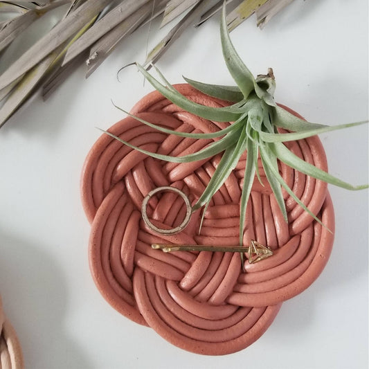 Dovekie & Finch - Terracotta Knotted Trinket Dish